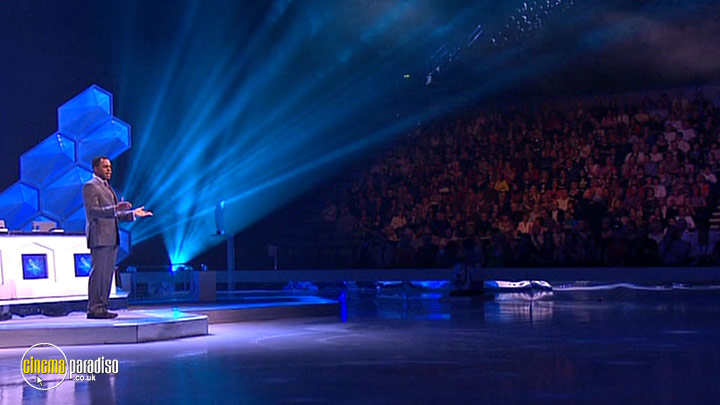 A still #4 from Torvill and Dean's Dancing on Ice: The Bolero 25th Anniversary Tour (2009)
