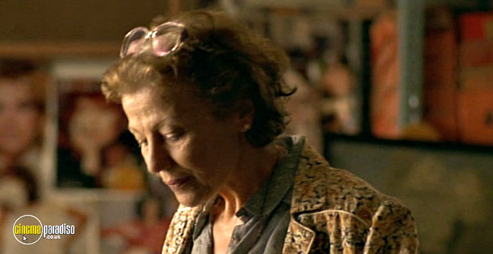 A still #9 from Caramel (2007)