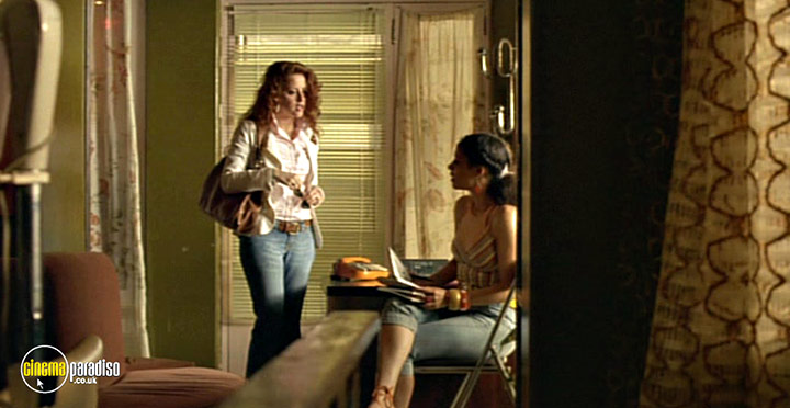 A still #22 from Caramel (2007)