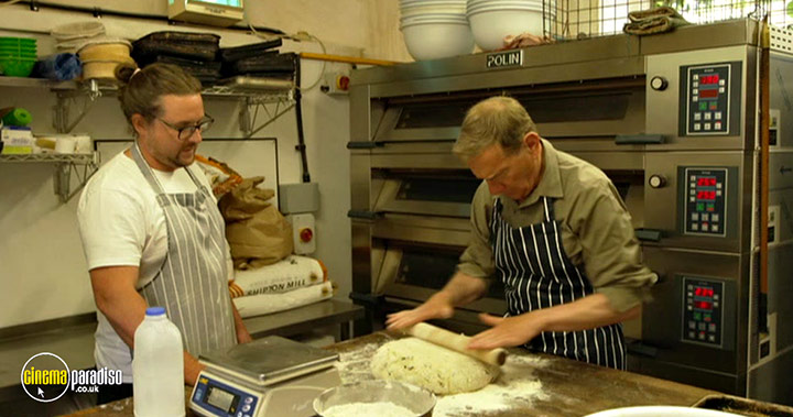 A still #5 from Great Coastal Railway Journeys: Series 3 (2024)