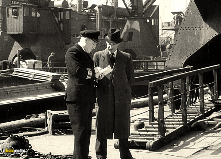 A still #4 from I Was a Fireman (1943)