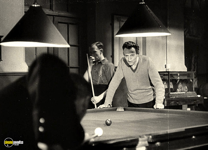 A still #6 from I Was a Fireman (1943)
