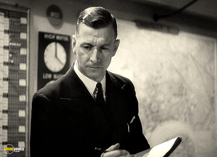 A still #12 from I Was a Fireman (1943)