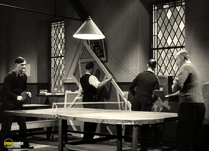A still #27 from I Was a Fireman (1943)