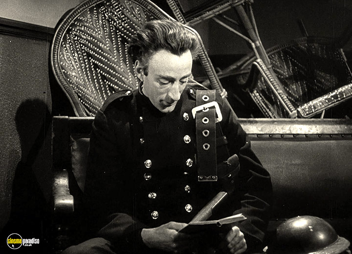 A still #29 from I Was a Fireman (1943)