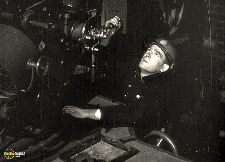 A still #32 from I Was a Fireman (1943)