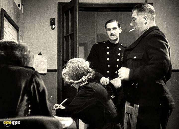 A still #38 from I Was a Fireman (1943)