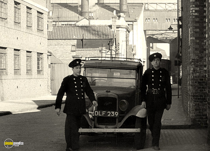 A still #40 from I Was a Fireman (1943)