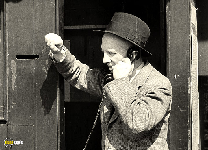 A still #49 from I Was a Fireman (1943)
