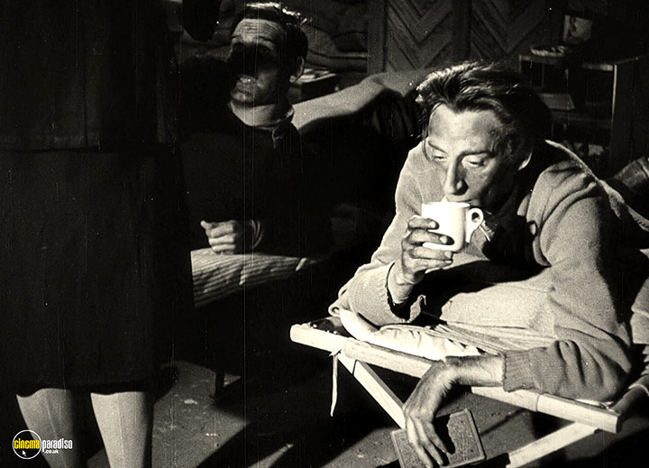 A still #50 from I Was a Fireman (1943)