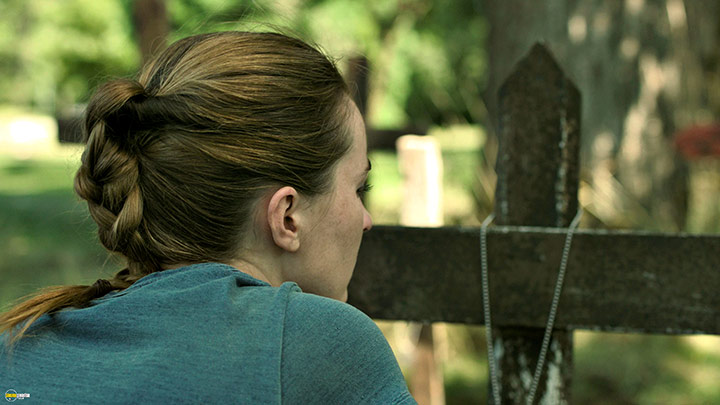 A still #19 from The Last of Us: Series 2 (2025)