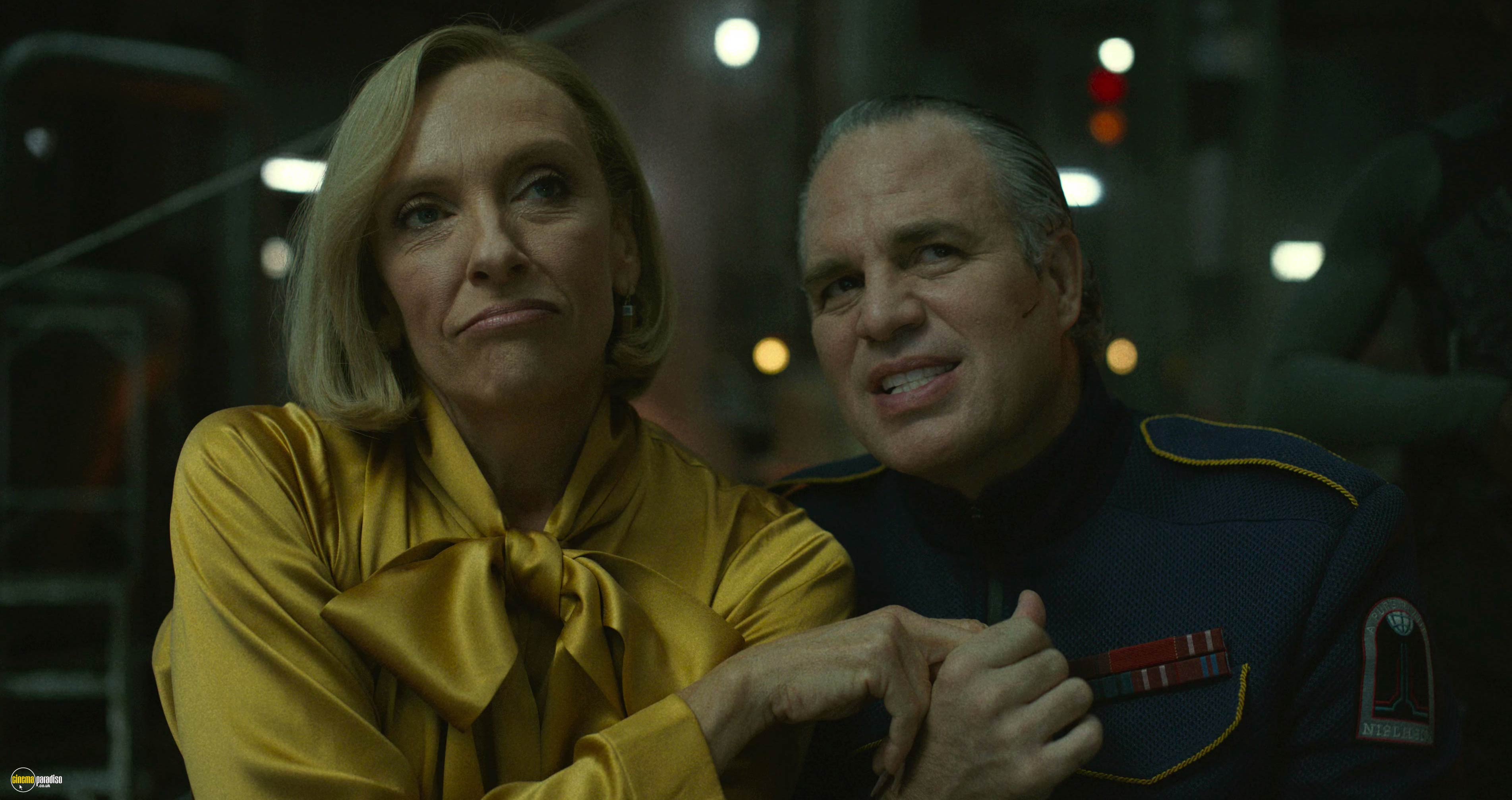 A still #40 from Mickey 17 (2025)
