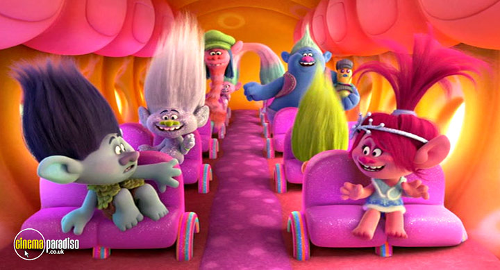 A still #1 from Trolls Holiday (2017)