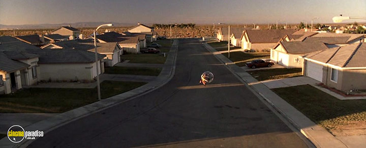A still #16 from Bubble Boy (2001)