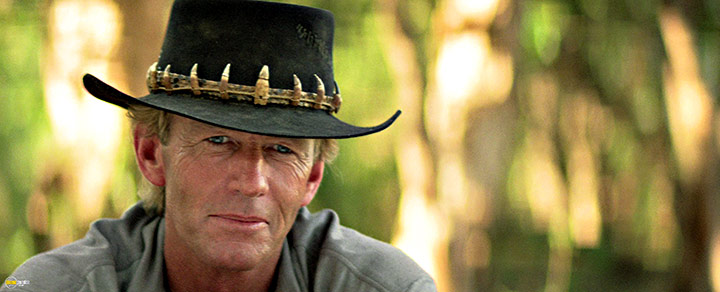 A still #22 from Crocodile Dundee II (1988)