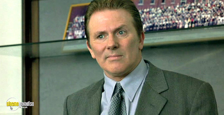 A still #45 from There's Only One Jimmy Grimble (2000)
