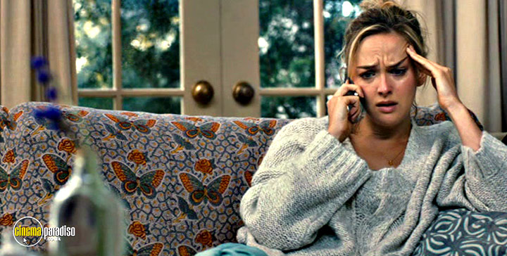 A still #5 from The Face of Love (2013)