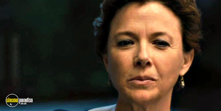 A still #34 from The Face of Love (2013)