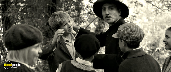A still #11 from The Artist and the Model (2012)
