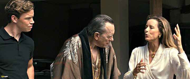 A still #52 from Death of a Unicorn (2025)