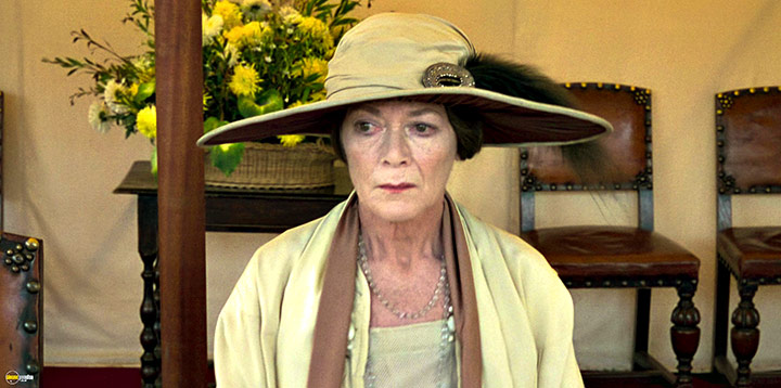 A still #32 from Out of Africa (1985)