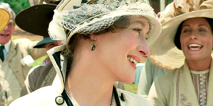 A still #4 from Out of Africa (1985)
