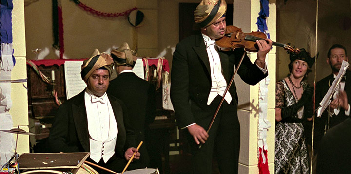 A still #37 from Out of Africa (1985)