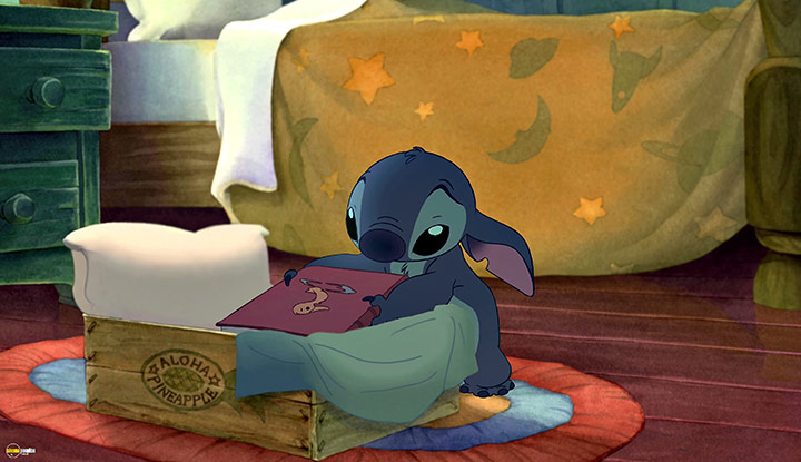 A still #10 from Lilo and Stitch (2002)