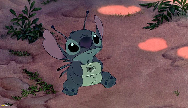 A still #32 from Lilo and Stitch (2002)