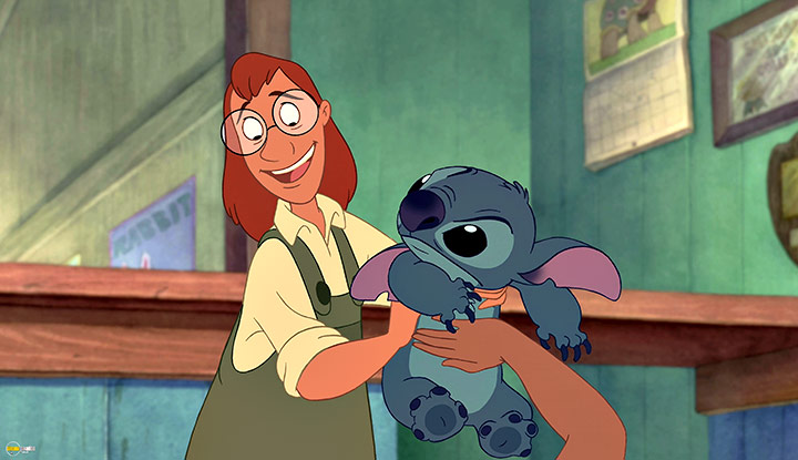 A still #42 from Lilo and Stitch (2002)