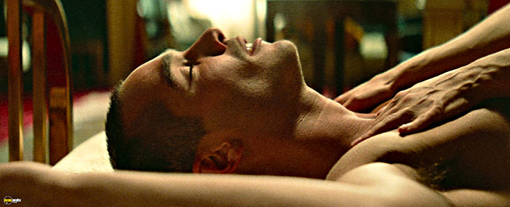 A still #27 from The Big Blue (1988)