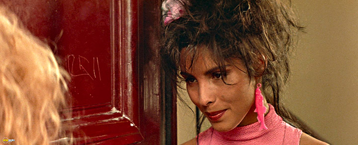 A still #7 from The Big Blue (1988)