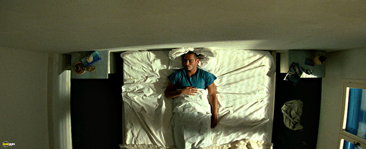 A still #44 from The Big Blue (1988)