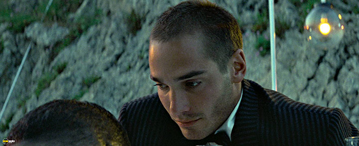 A still #67 from The Big Blue (1988)