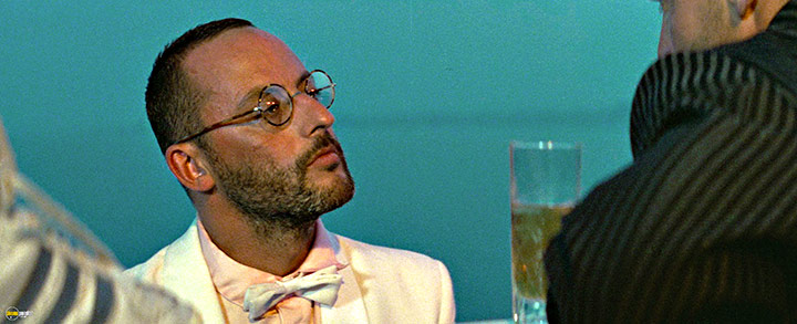 A still #87 from The Big Blue (1988)