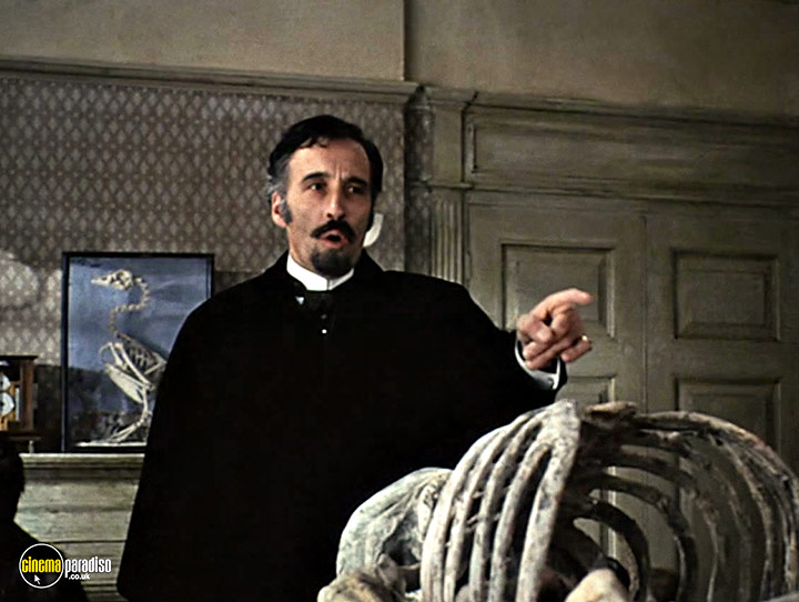 A still #22 from The Creeping Flesh (1973)