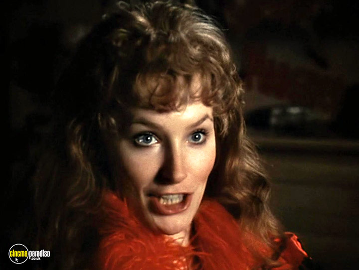 A still #8 from The Creeping Flesh (1973)
