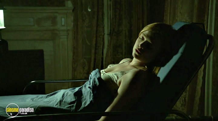A still #12 from Jessabelle (2014)