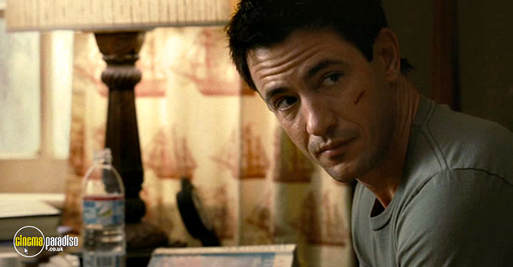 A still #34 from Family Stone (2005)