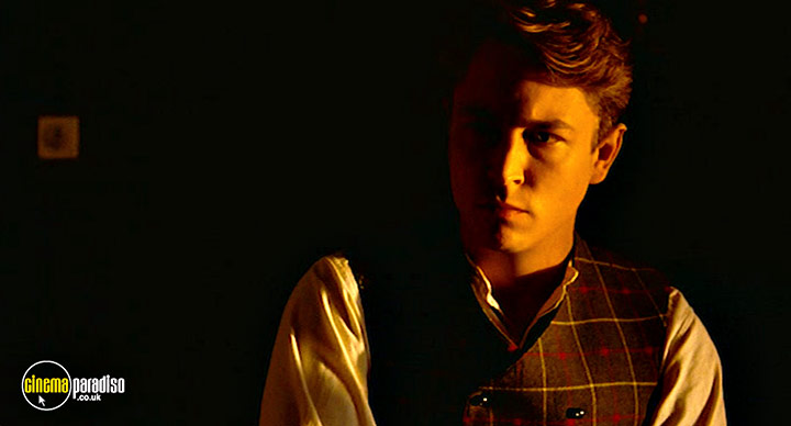 A still #5 from Renoir (2012)