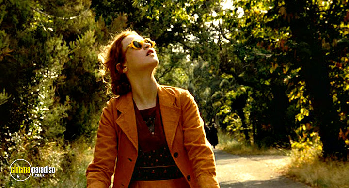A still #44 from Renoir (2012)