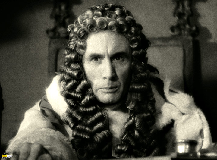 A still #24 from Captain Blood (1935)
