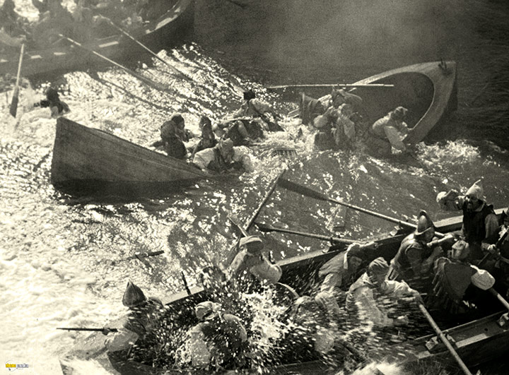 A still #9 from Captain Blood (1935)