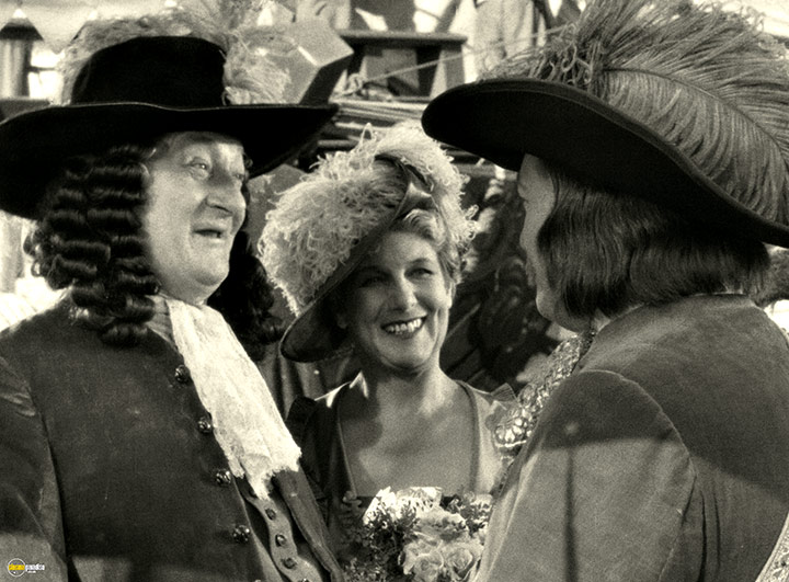 A still #21 from Captain Blood (1935)
