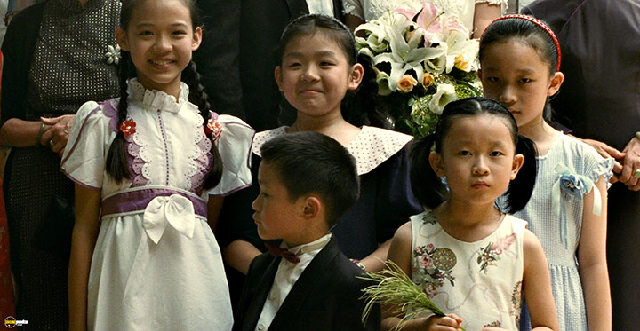 A still #4 from A One and a Two (2000)