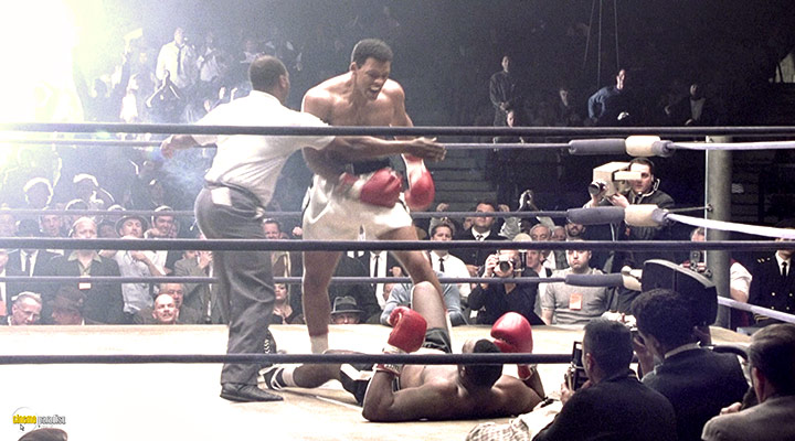 A still #22 from Ali (2001)