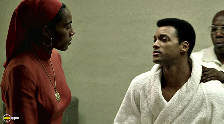A still #28 from Ali (2001)