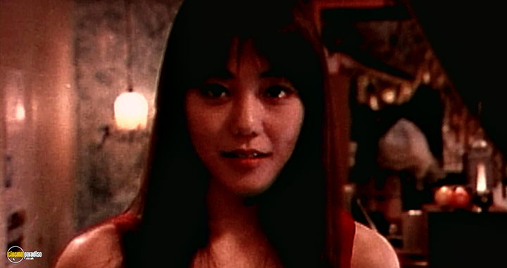 A still #5 from Agitator (2001)