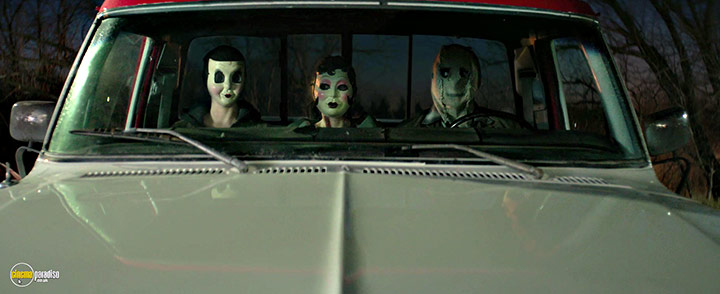 A still #16 from The Strangers: Chapter 3 (2026)