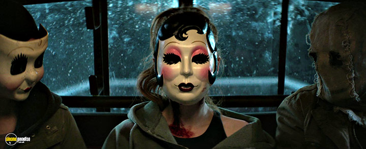 A still #71 from The Strangers: Chapter 3 (2026)